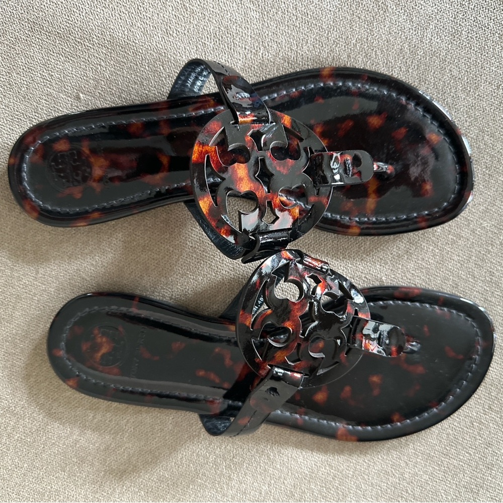 Tory Burch Miller sandal patent tortoise size 6